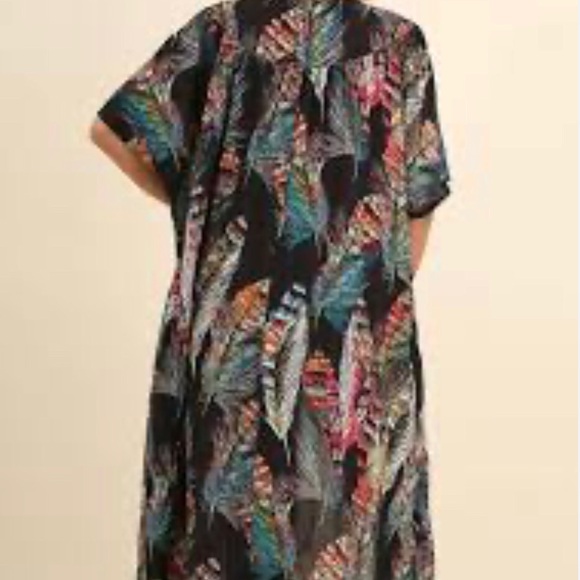 Multicolor Feather Print Maxi Dress - Picture 2 of 8